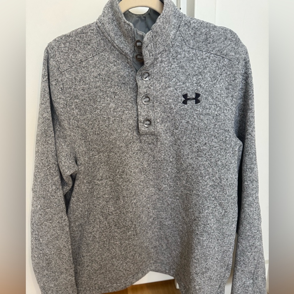 Under Armour Men's Heathered Gray Henley Sweatshirt